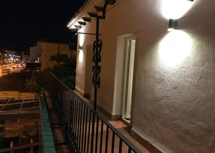 Ciudad De לינה וארוחת בוקר 3*