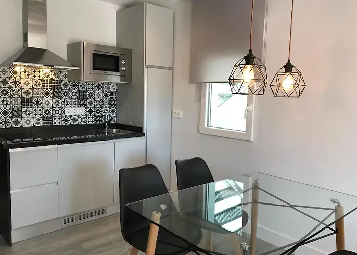 Ciudad De 3* רונדה